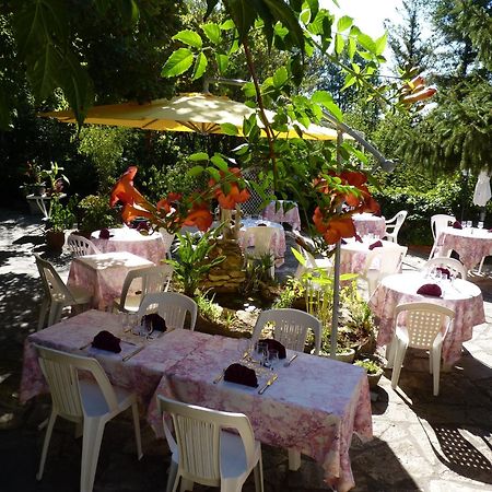 Le Petit Chaperon Rouge Hotel Coux-et-Bigaroque-Mouzens Kültér fotó