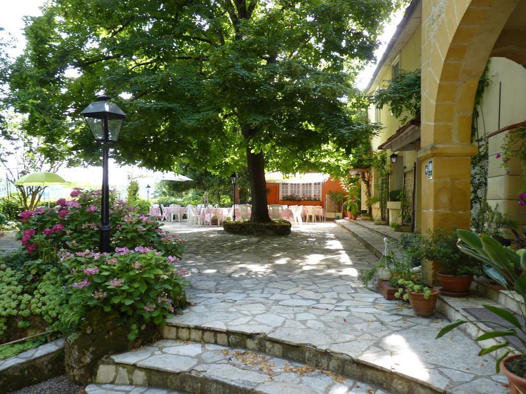 Le Petit Chaperon Rouge Hotel Coux-et-Bigaroque-Mouzens Kültér fotó